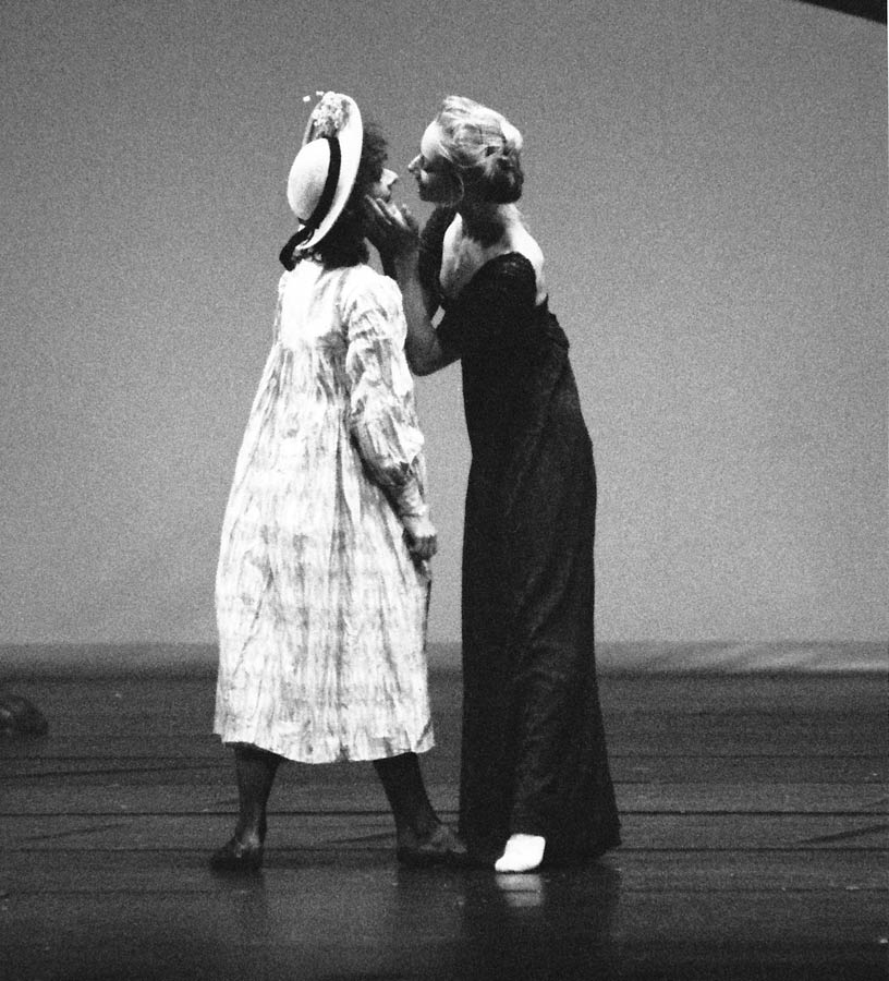 Kitty Smith with Vanessa Mafe in Pamela Buckman's La Mer for Qld Ballet